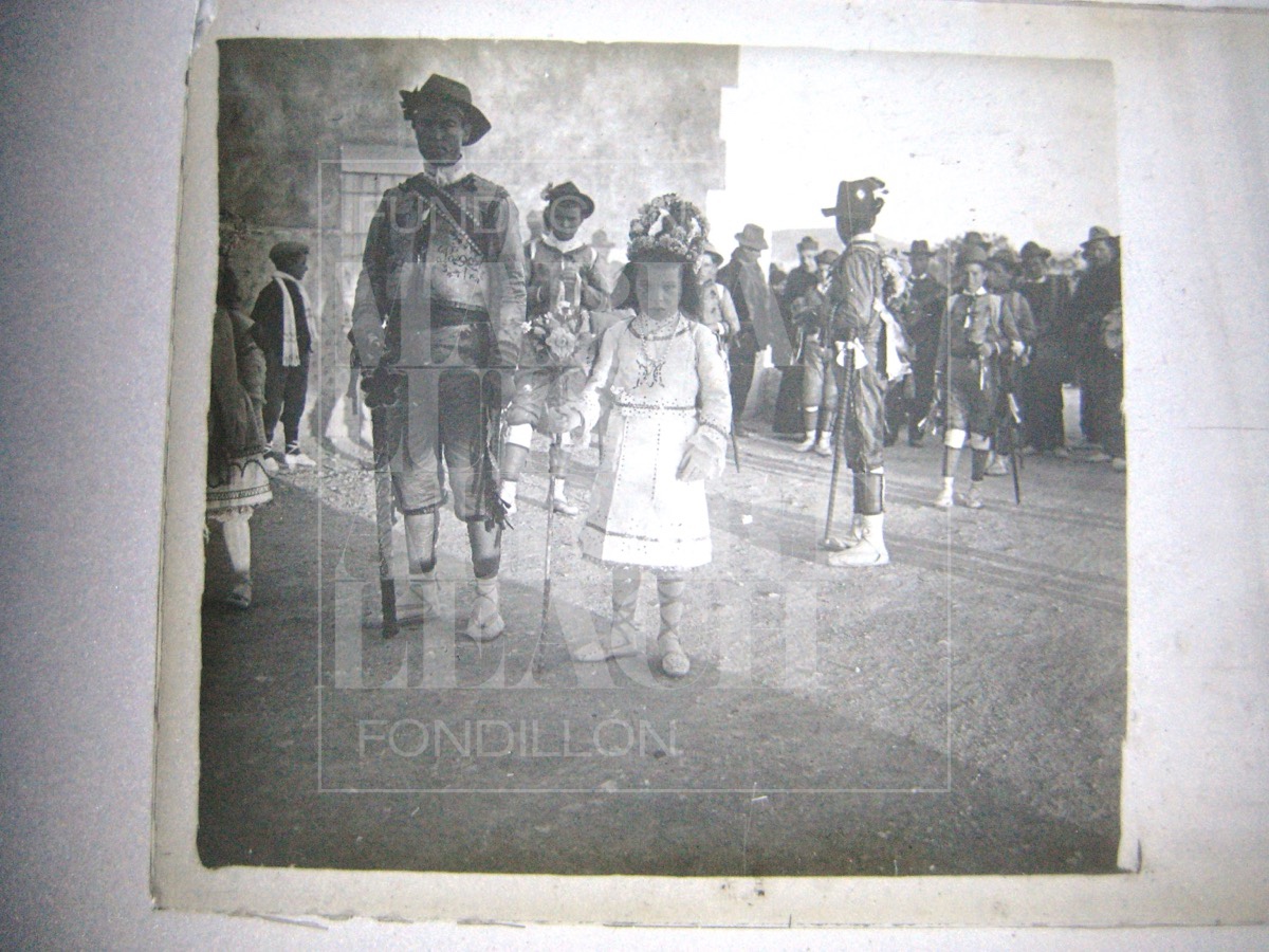Placa estereoscópica del archivo fotográfico de Antonio Martínez Torrejón, principios del siglo XX